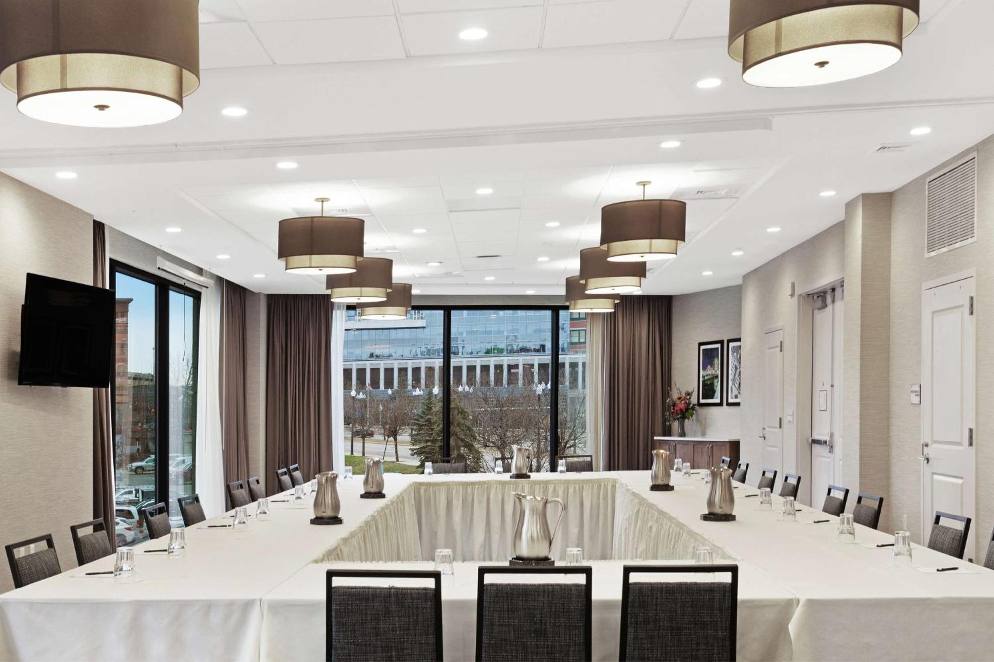 Homewood Suites By Hilton Providence Downtown Bagian luar foto